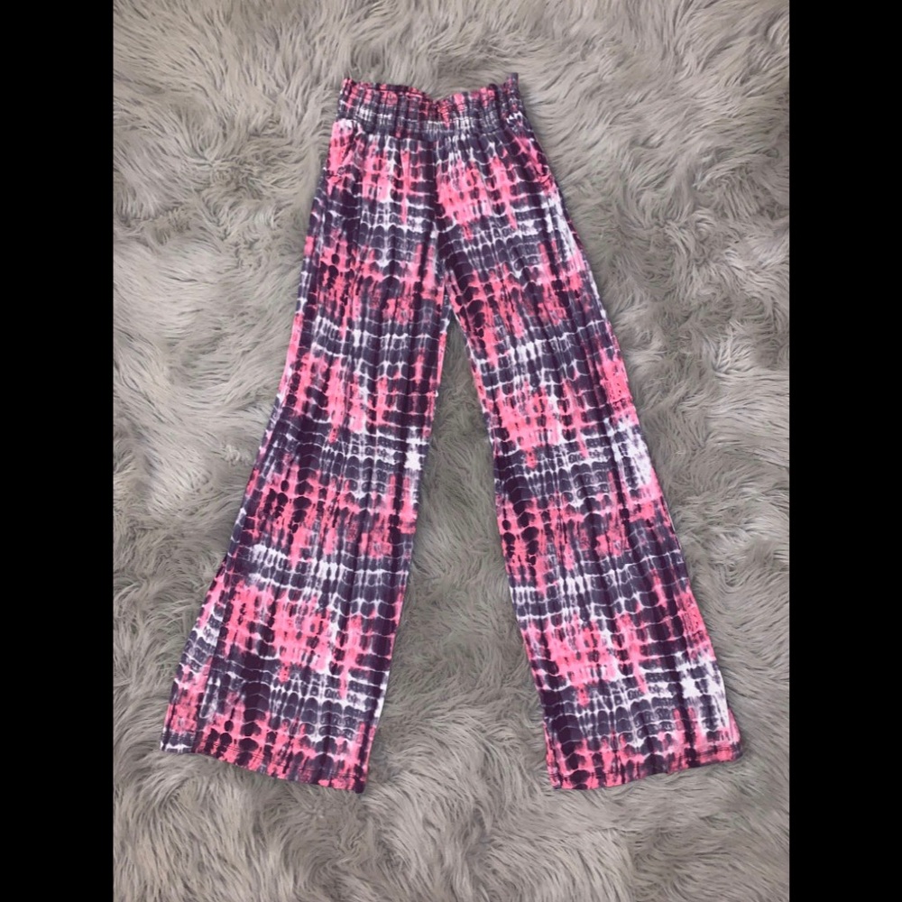 tie-dye pants
